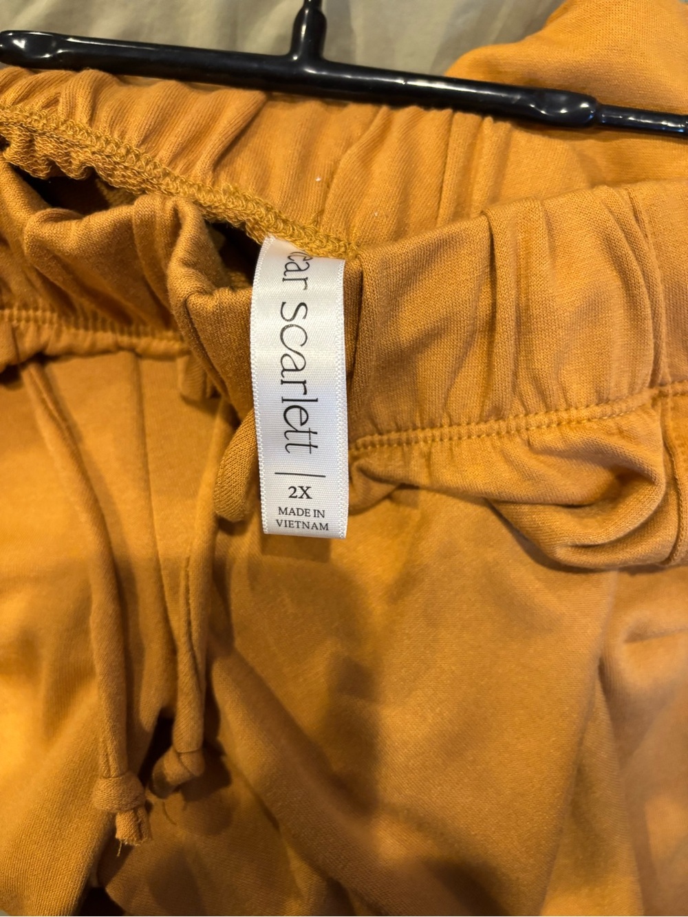 Dear Scarlett Two-Piece Relaxed Pullover & Drawstring Track Pants - chestnut - Picture 3 of 5